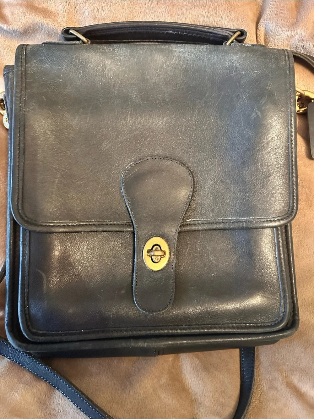Vintage COACH Station Bag 5130 Black Leather Crossbody Turn Lock Top Handle Bag